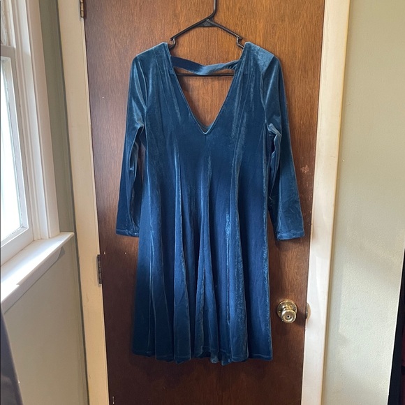 Torrid Deep Blue Velvet Dress - Picture 4 of 4